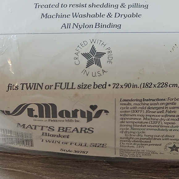 Vintage St. Mary's Matt's Bears Twin OR Full Blanket - Picture 5 of 6